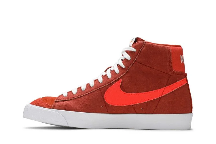 Кроссовки Nike Blazer '77 Vintage Mid 'Firewood Orange'