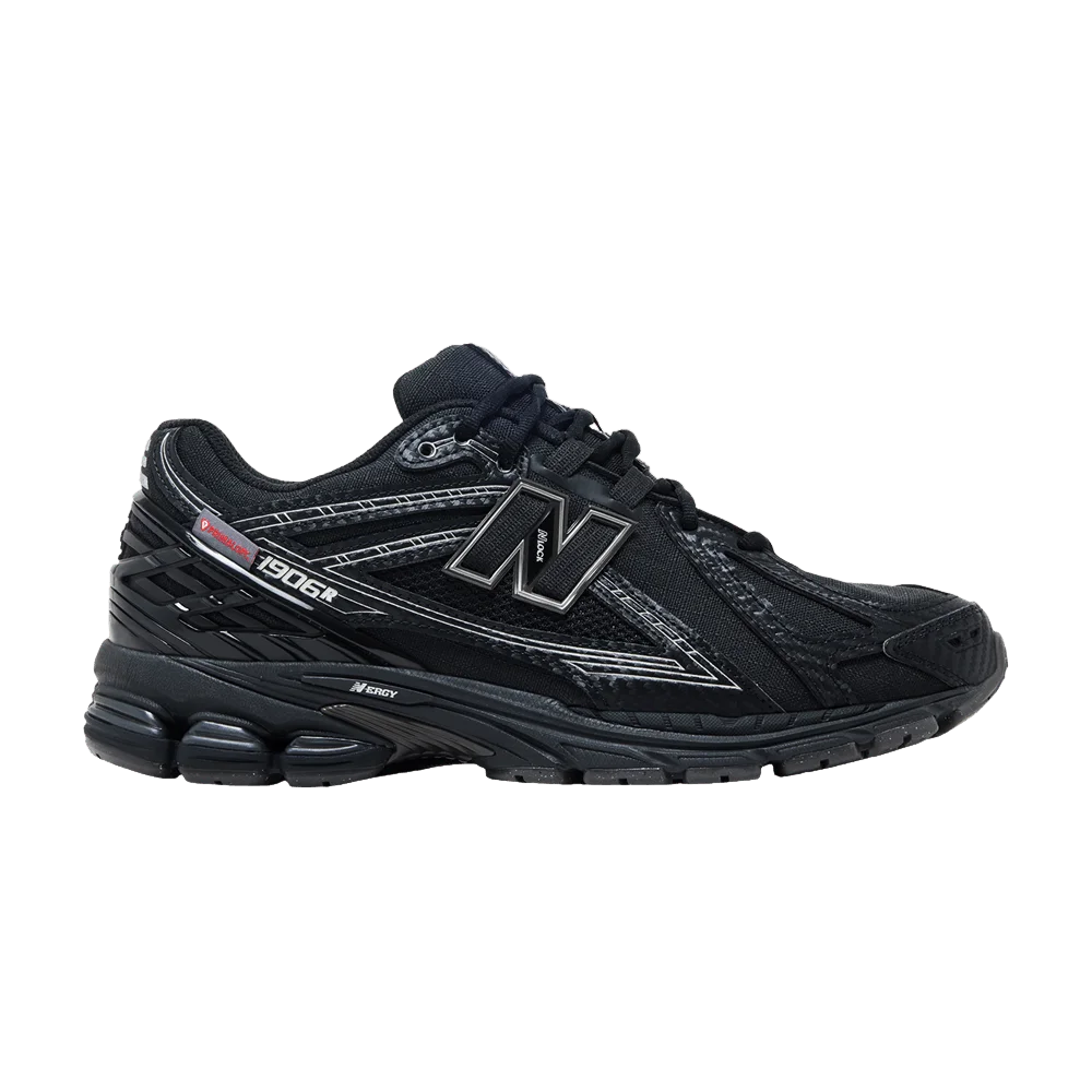 Кроссовки New Balance 1906R 'Black Silver Metallic'