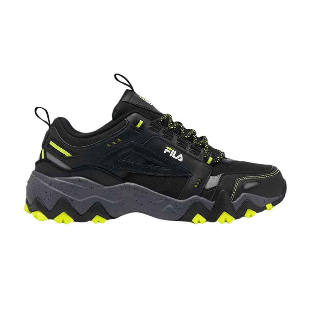 Krossovki-Fila-Oakmont-TR-Black-Safety-Yellow