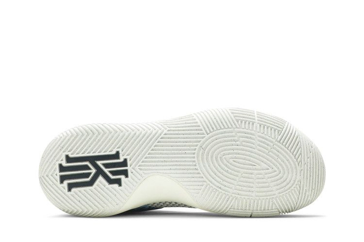 kyrie-2-819683-901_03