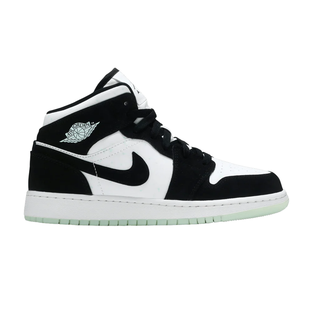 Krossovki-Air-Jordan-1-Mid-SE-GS-Glow-in-the-Dark-Panda