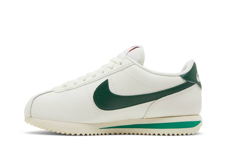 wmns-cortez-gorge-green-dn1791-101_02