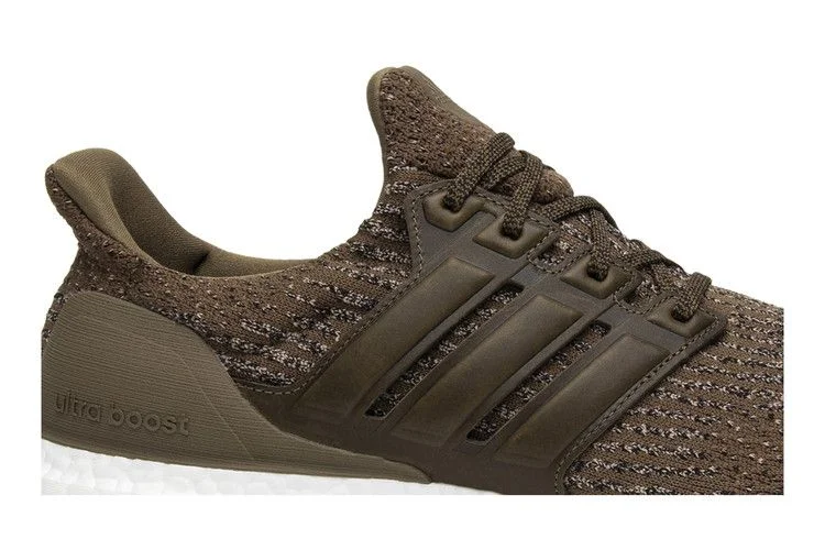 Krossovki-adidas-UltraBoost-3.0-Trace-Olive-1