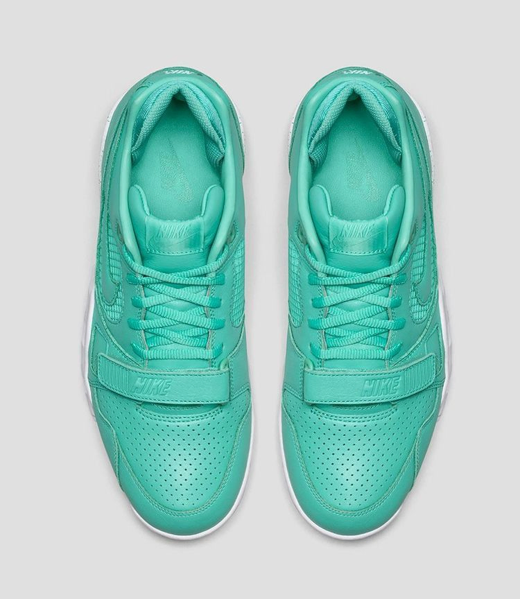 air-trainer-2-prm-qs-708459-300_02