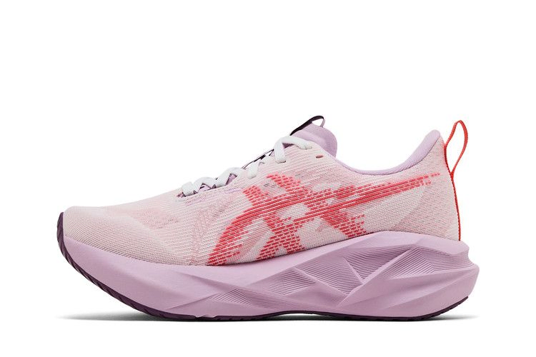 Кроссовки ASICS Wmns Novablast 5 'Coral Reef'