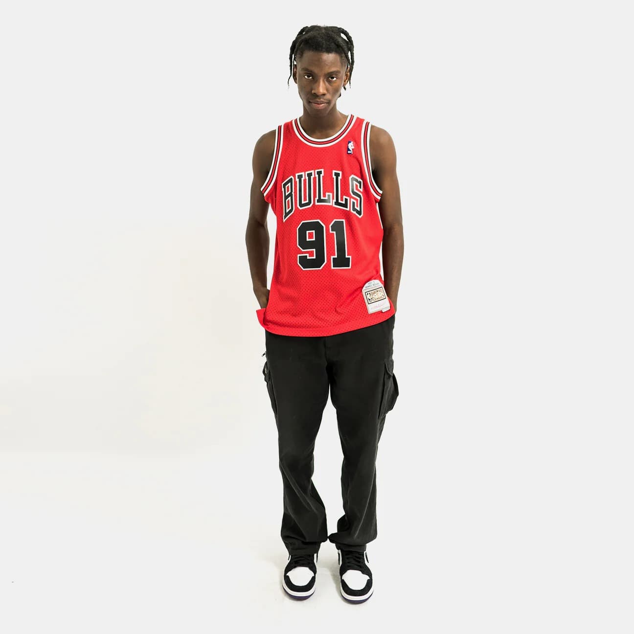 1997-1998-Chicago-Bulls-Dennis-Rodman-91-Swingman-Hardwood-Classic-Red-Jersey-3