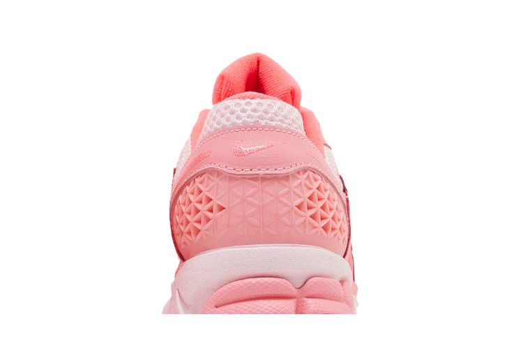 wmns-air-zoom-vomero-5-triple-pink-fq0257-666_06