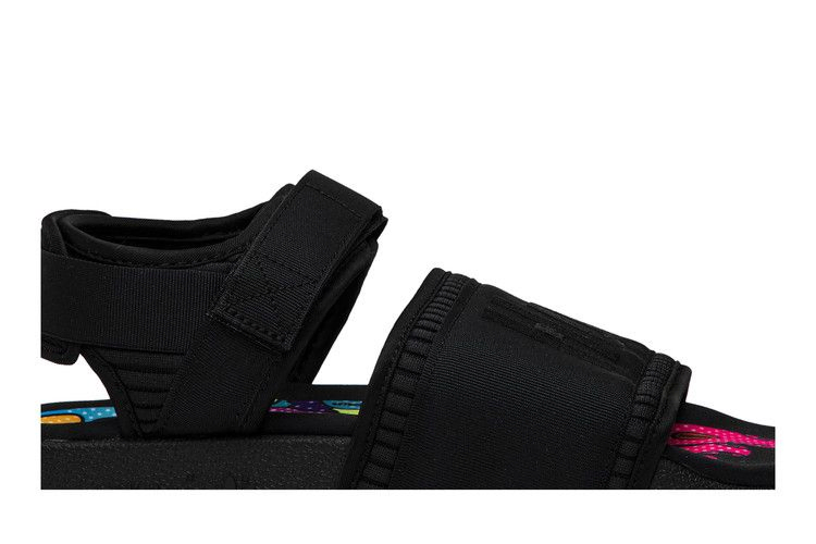 pharrell-x-adilette-2-0-sandal-core-black-eg7824_01