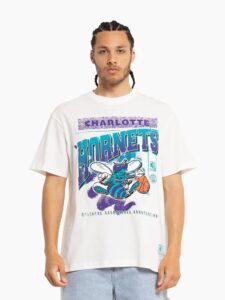 Mitchell-Ness-Charlotte-Hornets-Vintage-Brush-Off-2.0-NBA-T-Shirt-1-225x300