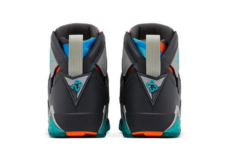 Кроссовки Air Jordan 7 Retro GS 'Barcelona Days'