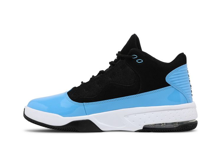 Кроссовки Air Jordan Max Aura 2 'Black University Blue'
