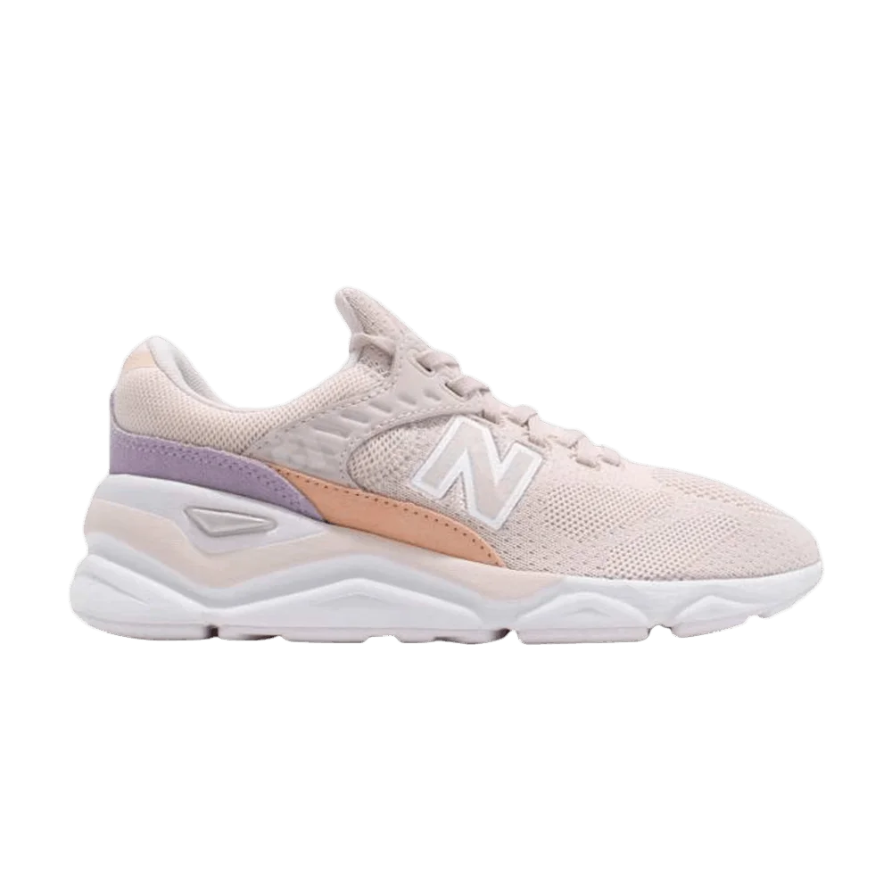 Krossovki-New-Balance-Wmns-X90