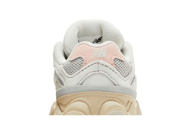 Кроссовки New Balance 9060 Toddler 'Grey Matter Pink Haze'