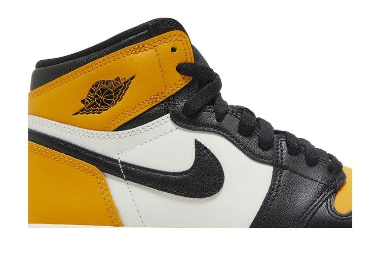Krossovki-Air-Jordan-1-Retro-High-OG-GS-Yellow-Toe-1