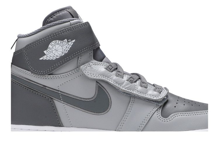 air-jordan-1-high-flyease-gs-light-smoke-grey-dc7986-003_01