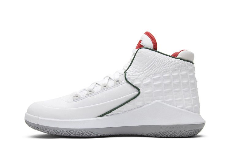 air-jordan-32-nrg-italy-aj5981-163_02