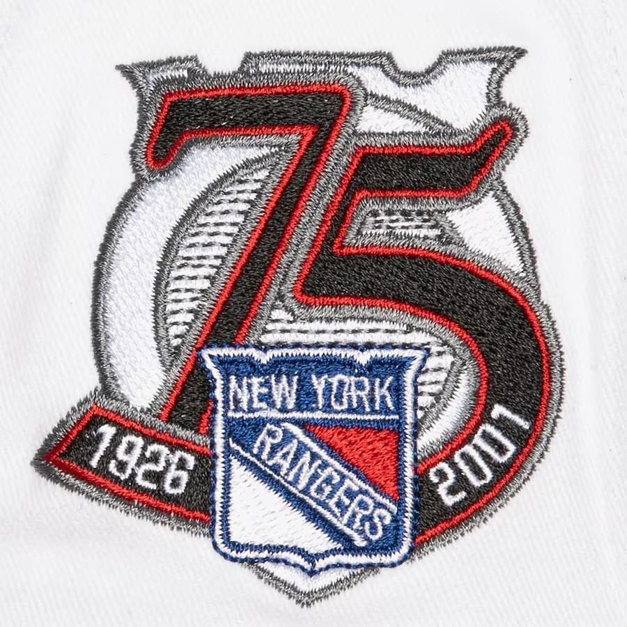 Бейсболка Mitchell & Ness White New York Rangers Tail Sweep Pro Vintage Snapback Hat