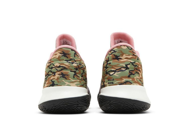 Кроссовки Nike Kyrie Flytrap 5 'Moon Fossil Pink Gaze Camo'