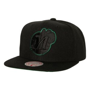 Mitchell-Ness-TC-Bottoms-Snapback-HWC-Dallas-Mavericks-Hat-300x300