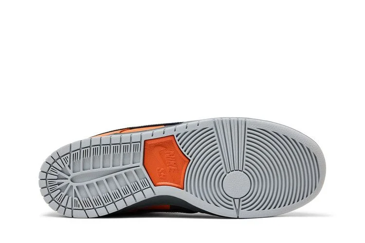 Krossovki-Nike-SB-Dunk-Low-Muni-Fast-Pass-3