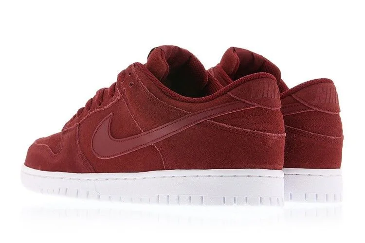 Krossovki-Nike-Dunk-Retro-Low-Team-Red-3