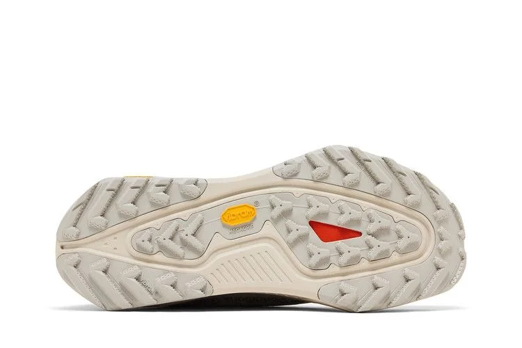 Krossovki-Nike-ZoomX-ACG-Zegama-Cream-Orewood-Brown-3