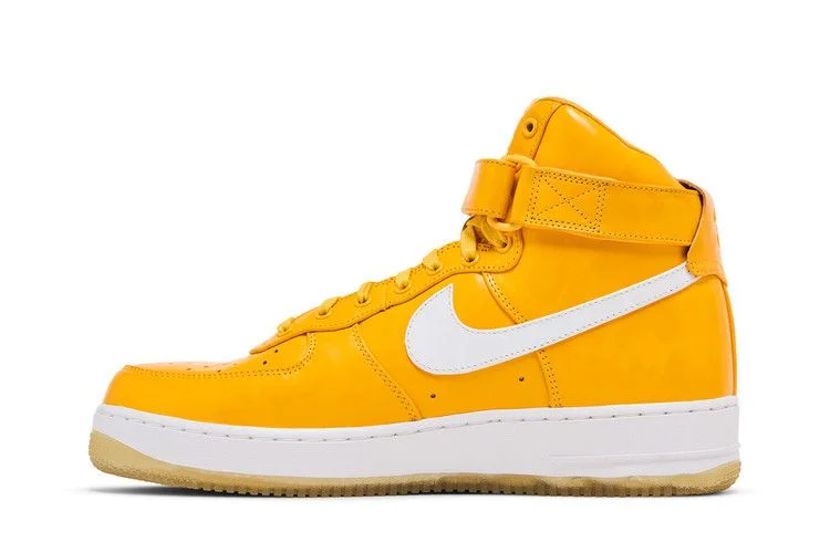 Krossovki-Nike-Air-Force-1-High-Comfort-Premium-QS-University-Gold-2