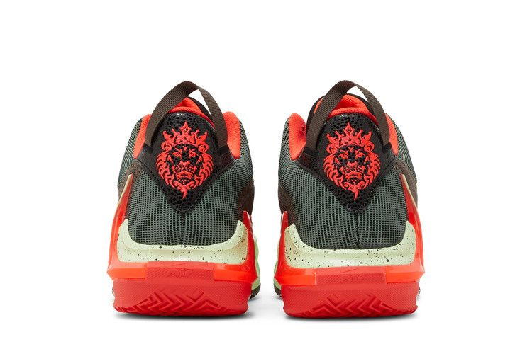 lebron-witness-7-bright-crimson-alligator-dm1123-001_05