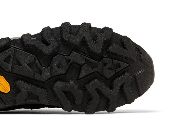 Кроссовки New Balance 580 GORE-TEX 'Black Magnet'