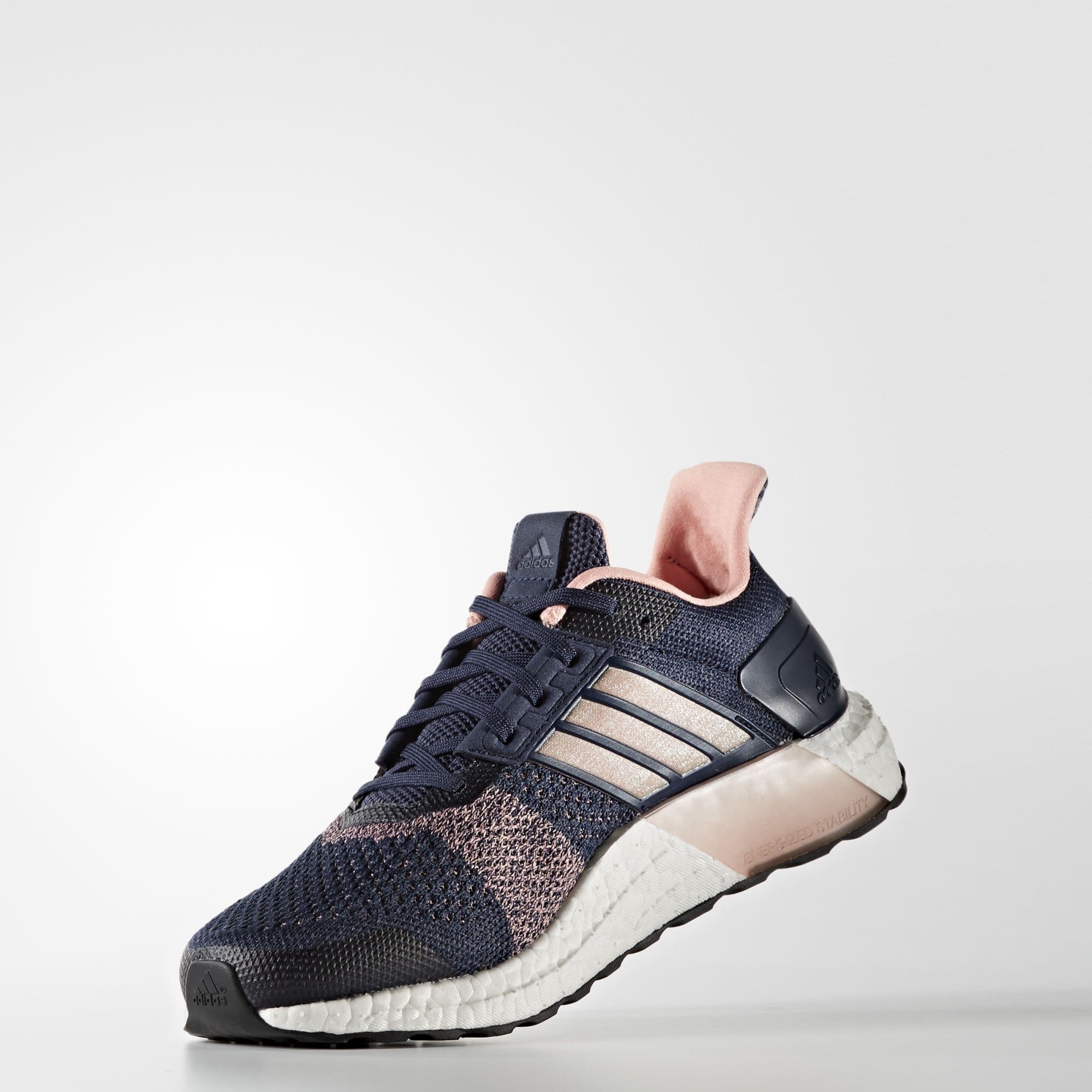 Кроссовки Wmns adidas UltraBoost ST