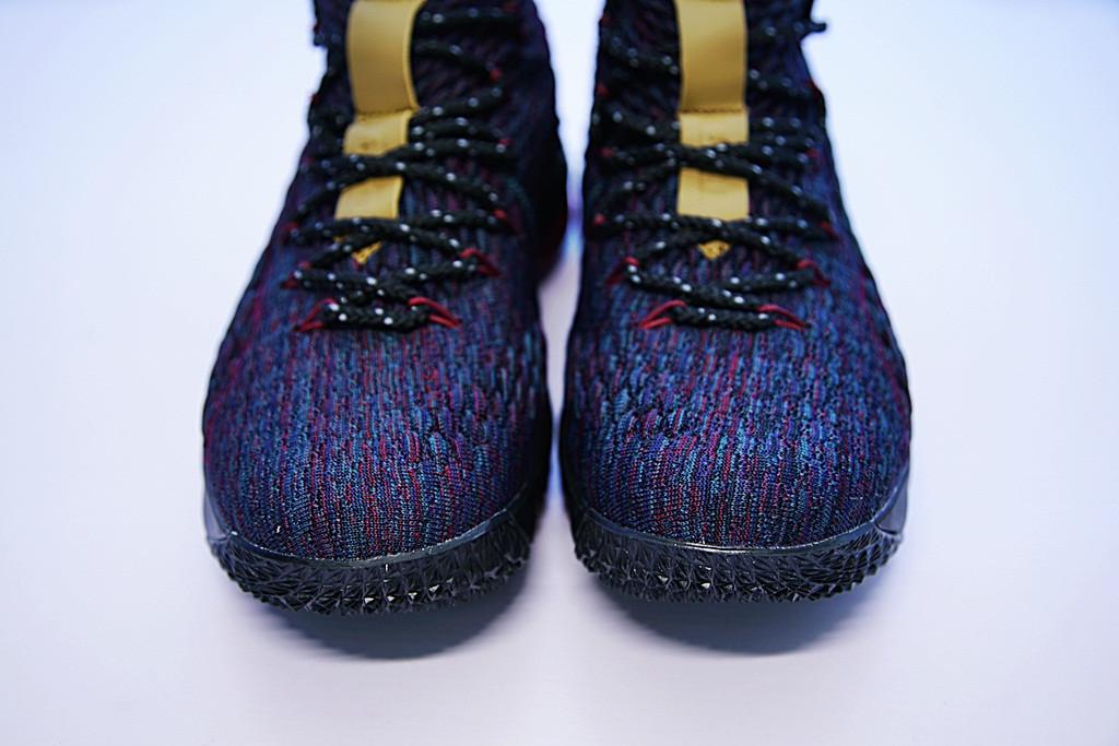 LeBron-15-New-Heights-7