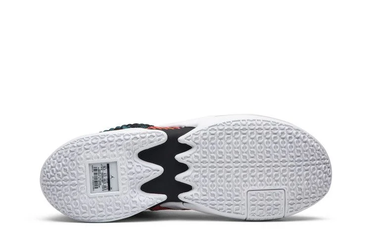 Krossovki-Air-Jordan-Why-Not-Zer0.2-Black-History-Month-3