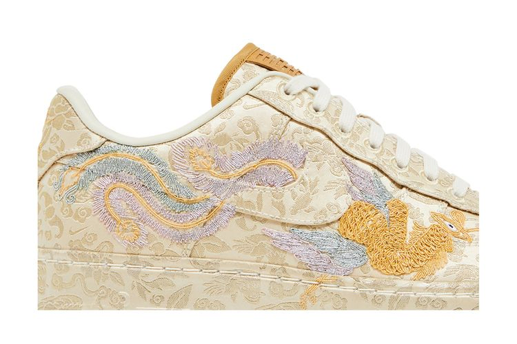 Кроссовки Nike Air Force 1 Low '07 'Year of the Dragon'