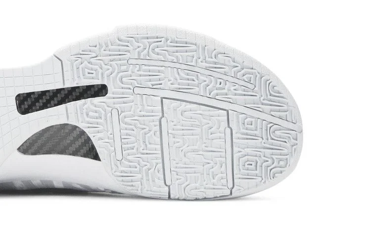 Krossovki-Nike-Zoom-Kobe-5-Protro-DeMar-DeRozan-PE-4