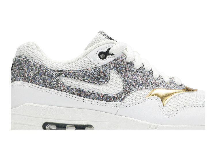 wmns-air-max-1-se-881101-100_01