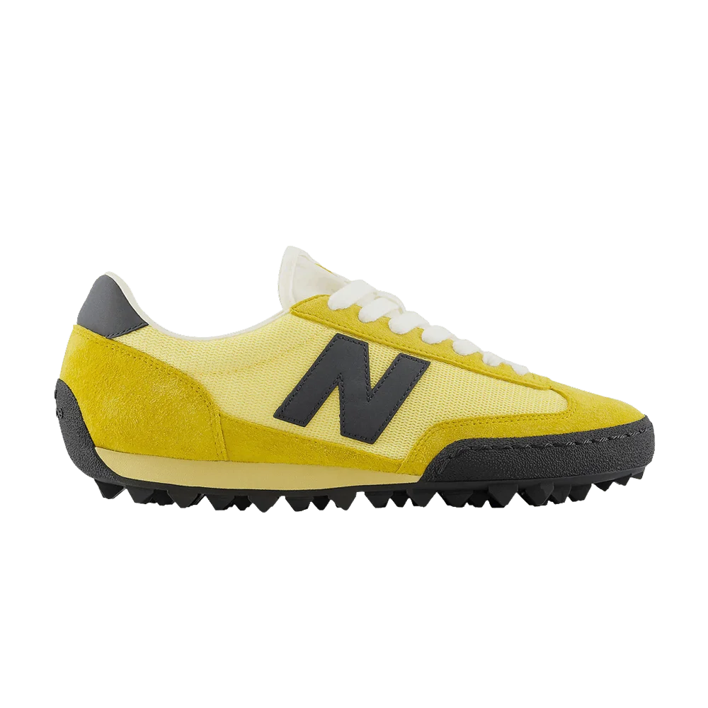 new-balance-gator-run-apollo-gold-apollo-gold-black-ugtr9sr_1