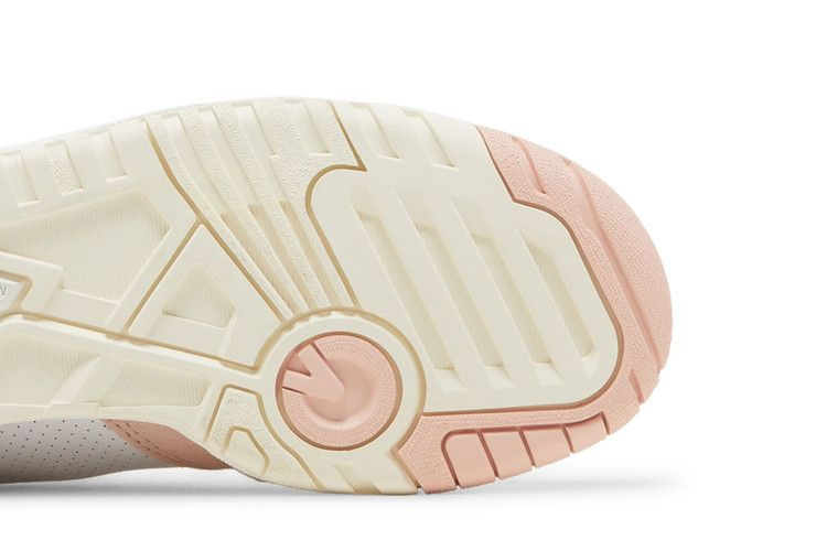Кроссовки New Balance Wmns 550 'Pink Sand White'