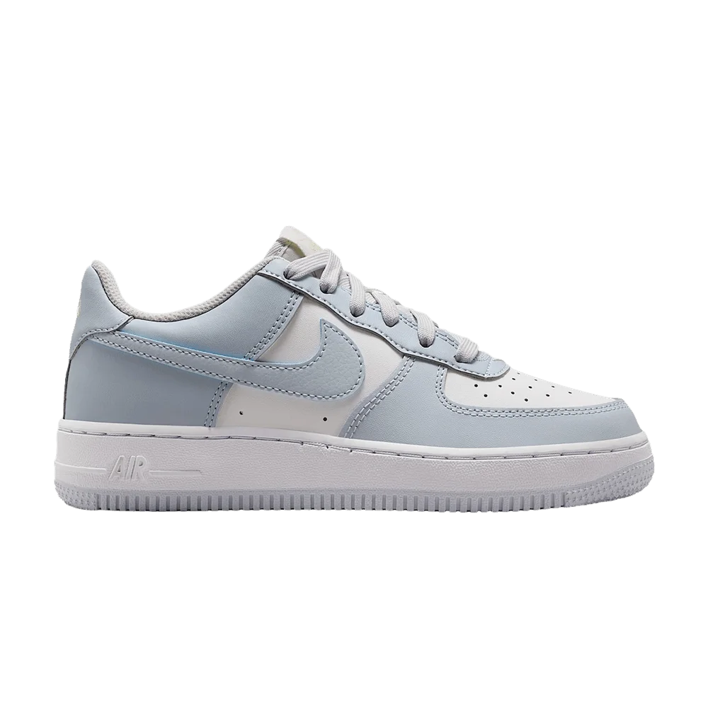 Krossovki-Nike-Air-Force-1-LV8-GS-Platinum-Tint