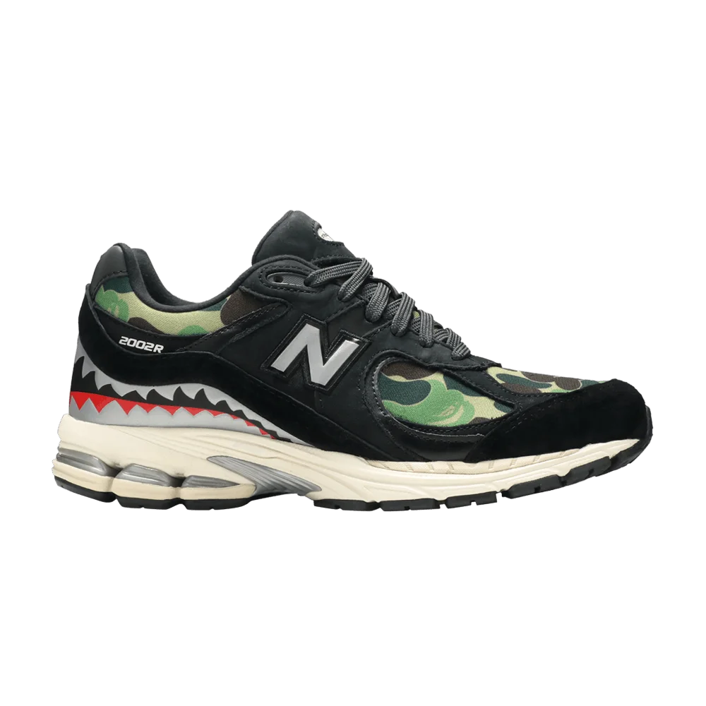 Кроссовки BAPE x New Balance 2002R 'Apes Together Strong - Black Camo'