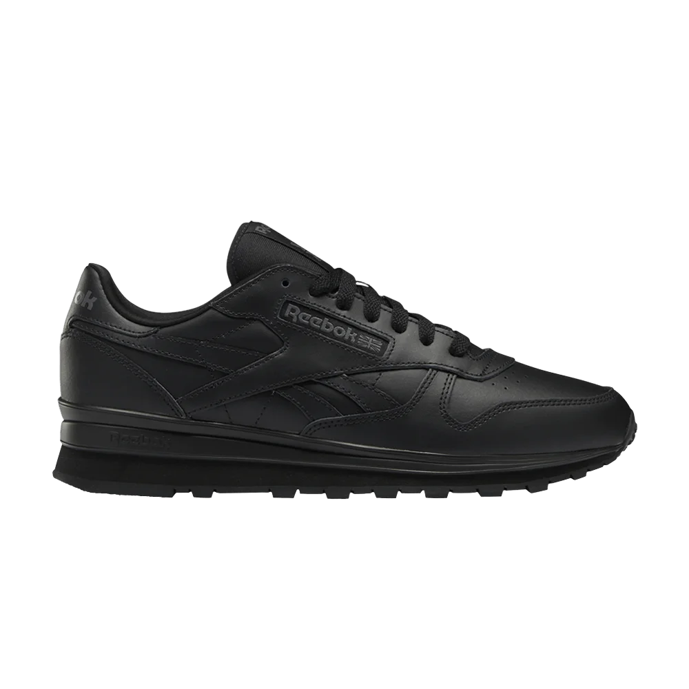 Krossovki-Reebok-Classic-Leather-Clip-Triple-Black