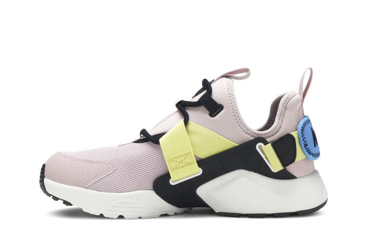 wmns-air-huarache-city-low-plum-chalk-ah6804-500_02