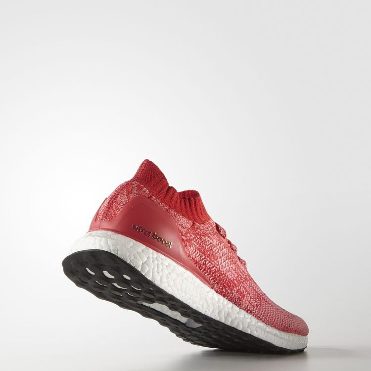 wmns-ultra-boost-uncaged-shock-red-bb3903_03