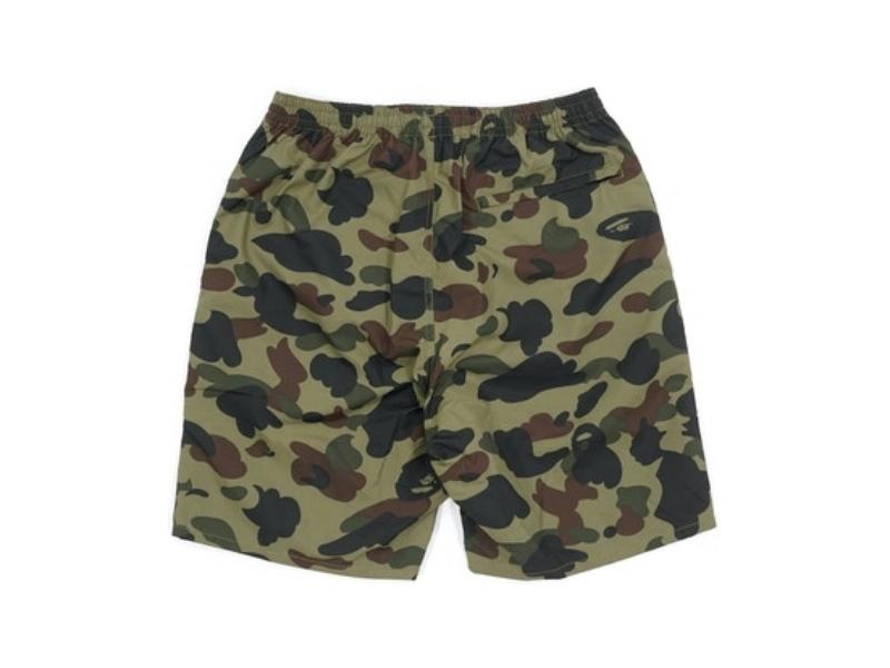 Спортивные шорты BAPE 1st Camo Beach Shorts Green