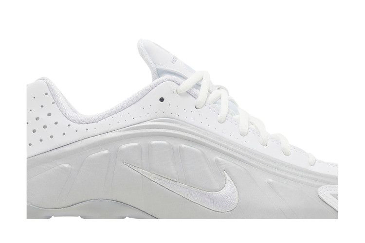 Кроссовки Nike Wmns Shox R4 'Platinum Barely Grape'