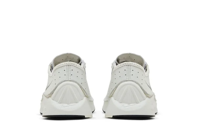 Krossovki-Nike-Wmns-Air-Superfly-Summit-White-Metallic-Silver-5