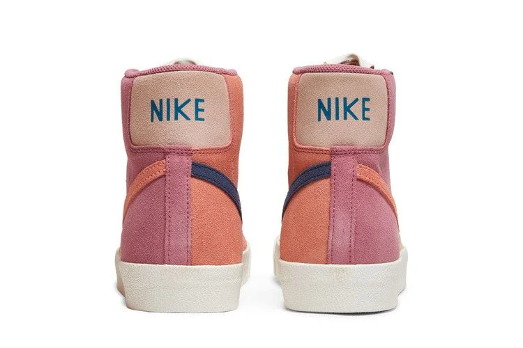 Кроссовки Nike Blazer Mid '77 'Desert Berry'