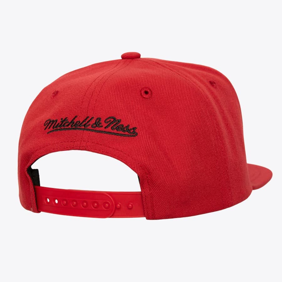 Mitchell-Ness-Red-Detroit-Red-Wings-Retro-Snapback-Hat-1