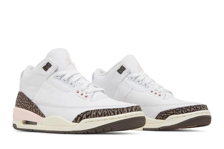 Krossovki-Wmns-Air-Jordan-3-Retro-Neapolitan-7
