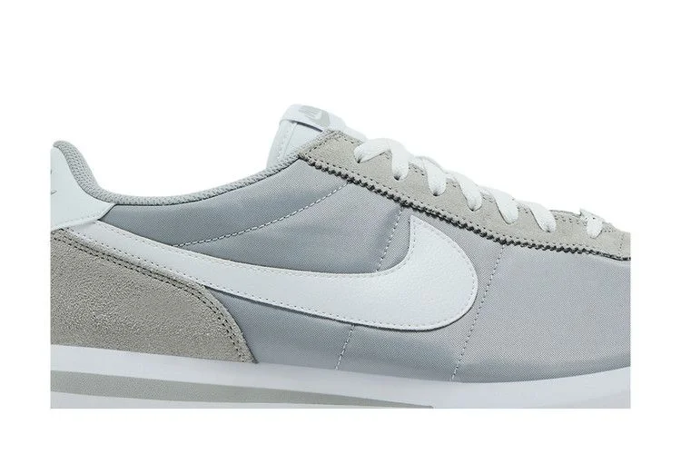 Krossovki-Nike-Cortez-TXT-Flat-Silver-1