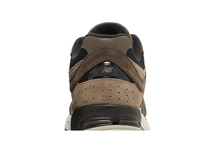 Кроссовки New Balance 2002R 'Mushroom'